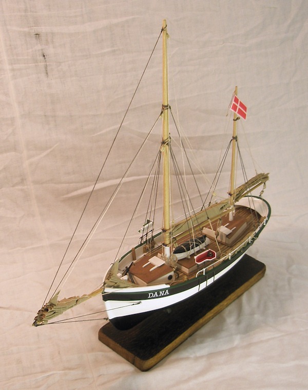 Image of 1:60 Scale Billing Boats of Denmark Dana