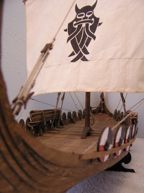 Image of Scale 1:25 Oseberg Billing Boats