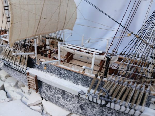 Image of HMS Terror