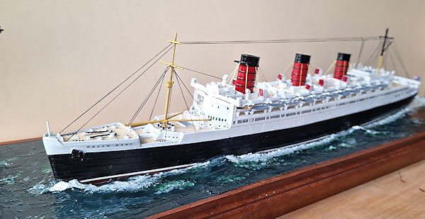 Image of RMS Queen Mary