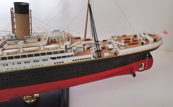 Image of Academy 1/400 RMS Titanic (Fully lit)