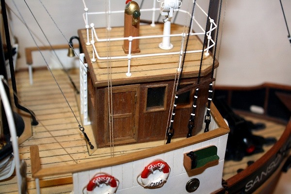 Image of 1:50 Scale Artesania Latina Sanson Tug