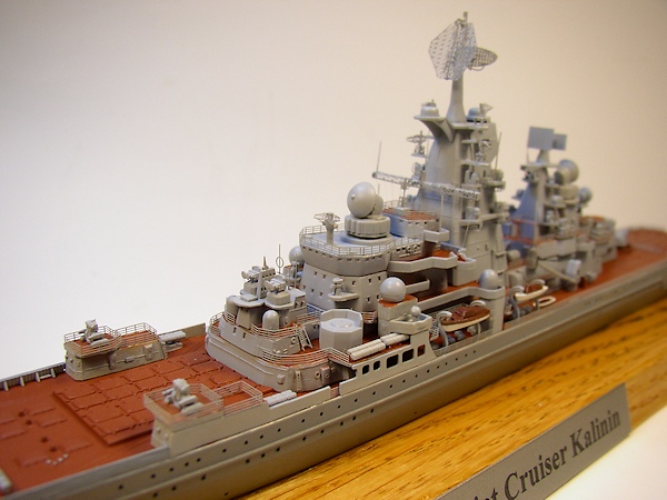 Image of 1/700 scale Trumpeters Kit Soviet Cruiser Kalinin